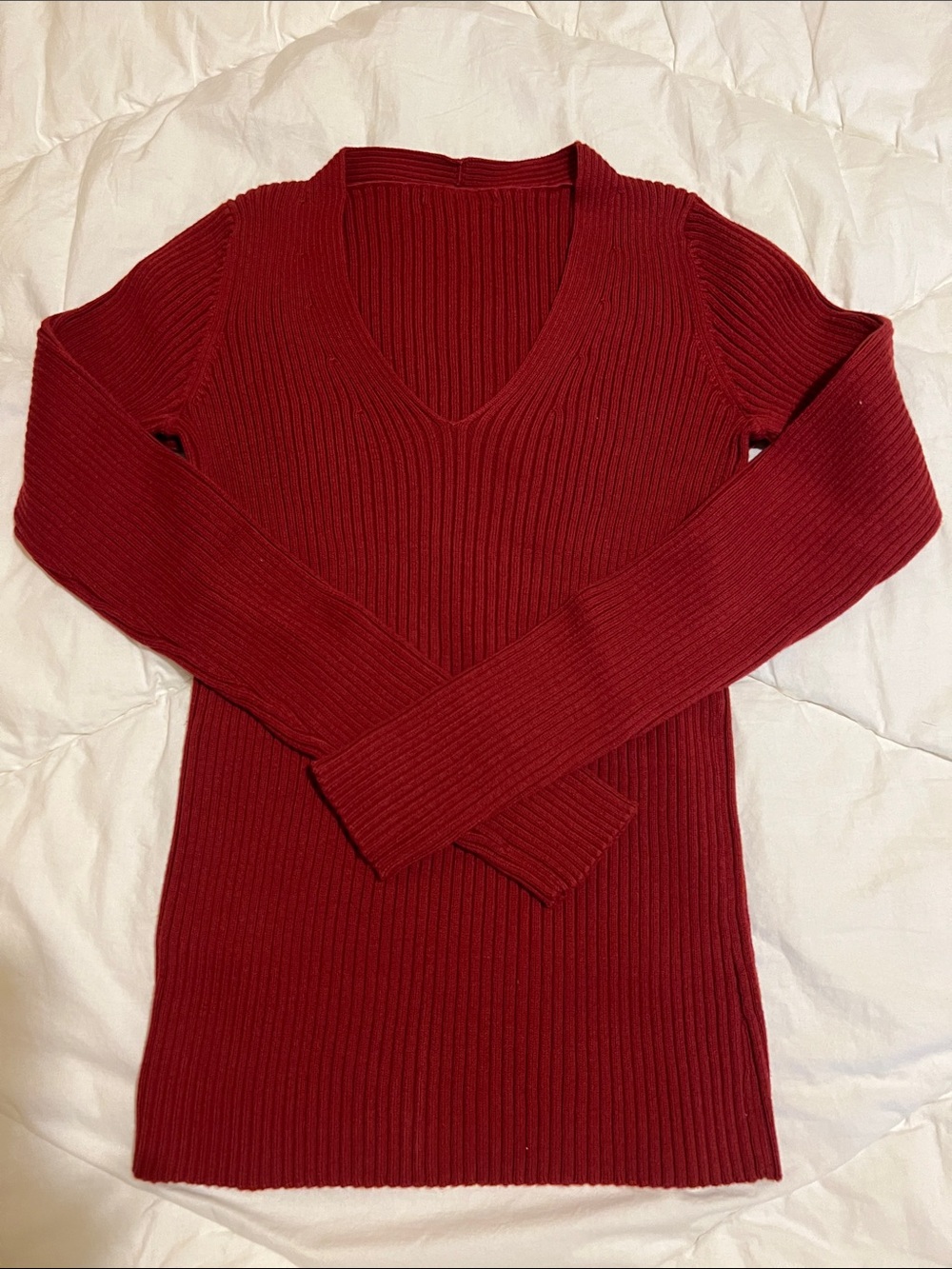 Classic V-Neck Ribbed Sweater - Red